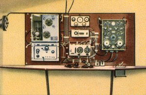 Radiokamer aan boord van Dornier watervliegtuig, 1920s, 1932