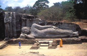 Liggende Boeddha, Gal Vihare, Sri Lanka door Unbekannt