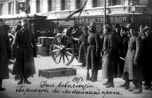 Revolutionaire barricades op Liteyny Prospekt, Petrograd, Rusland, 27 februari 1917 door Unbekannt