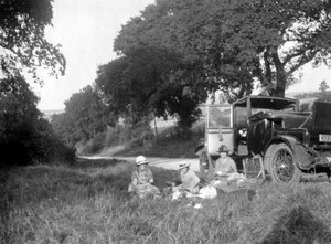 Picknick langs de weg, jaren 1920-1930 door Unbekannt
