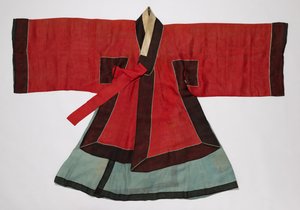 Koninklijk ceremonieel kostuum en accessoires, eind 1800-begin 1900
