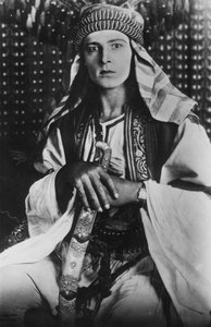 Rudolph Valentino 1895-1926 in De Sjeik, 1921 door Unbekannt