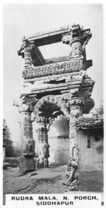 Rudra Mala, noordportiek, Siddhapur, India, ca. 1925 door Unbekannt