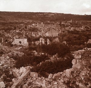 Ruïnes, Anizy-le-Château, Noord-Frankrijk, ca. 1914-ca. 1918