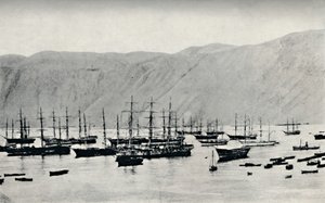 Schip wachtend op ladingen nitraat in Iquique, 1911 door Unbekannt