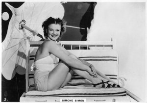 Simone Simon, Franse filmactrice, c1938 door Unbekannt