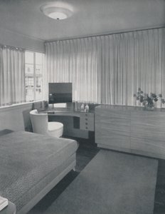 Eenvoudige en praktische lijnen kenmerken deze slaapkamer, 1942 door Unbekannt