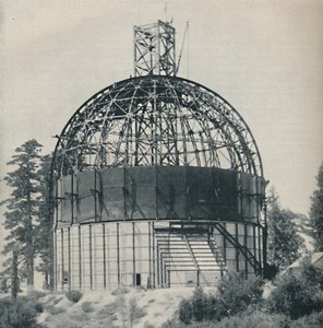 Skeletkoepel om een astronomische mammoet te huisvesten, c1935