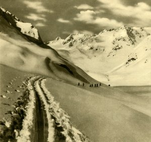 Skiën op de Alpeiner Ferner gletsjer in de Stubai Alpen, Oostenrijk, ca. 1935 door Unbekannt