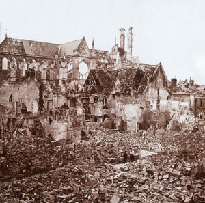 Kathedraal van Soissons, Soissons, Noord-Frankrijk door Unbekannt