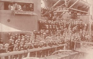 Enkele bemanningsleden van HMAS Australia door Unbekannt