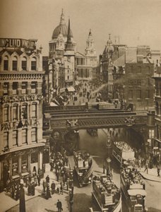 Spits van St. Martins Ludgate Gesilhouetteerd Tegen De Massa van St. Pauls, ca. 1935