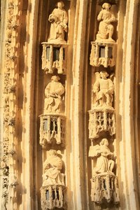 Archivolt van de Sint-Stefanuskathedraal. Details, Bourges, Frankrijk door Unbekannt