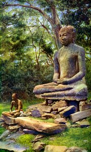 Stenen Boeddha, een relikwie van de vroegere glorie van Anuradhapura, Ceylon, ca. 1924 door Unbekannt