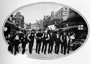 Straatmelodie, Londen, c1901 door Unbekannt