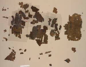 Taqueté-fragmenten met gevleugelde leeuwen in rondellen, 899-1160 door Unbekannt