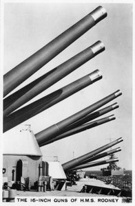 De 16 inch kanonnen van het slagschip HMS Rodney, 1937