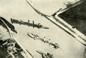 De blokkade van de haven van Zeebrugge, 1919 door Unbekannt