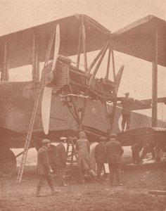 De Bomb Berlin Bus, ca. 1918, 1919 door Unbekannt