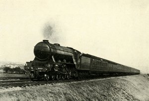 De Down Flying Scotsman passeert Reston, ca. 1930