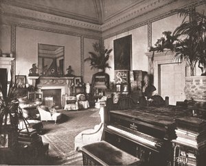 De Salon in de White Lodge, Richmond Park, 1894 door Unbekannt
