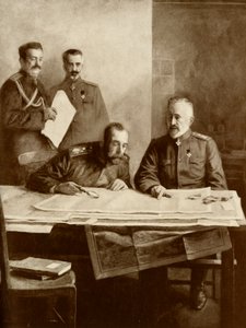 De Keizer van Rusland met de Groothertog Nicolaas aan het Front door Unbekannt