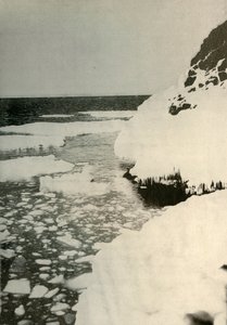 De eerste landingsplaats, met baai-ijs dat breekt en naar het noorden drijft, 1908, 1909