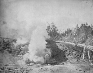 The Growler, Norris Geyser Basin, Yellowstone Park, ca. 1897 door Unbekannt