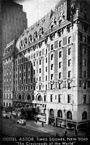 Het Hotel Astor, Times Square, New York, c1930s door Unbekannt