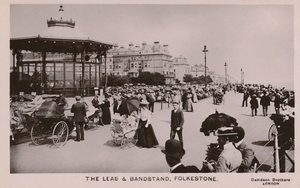 The Leas & Bandstand, Folkestone door Unbekannt