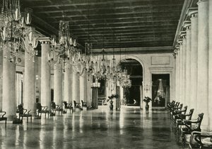 De marmeren hal, regeringsgebouw, 1925 door Unbekannt
