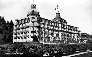 Het Palace Hotel, Luzern, Zwitserland, begin 20e eeuw door Unbekannt