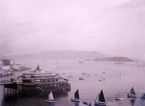 De promenadepier in Plymouth in Devon, eind 19e-begin 20e eeuw door Unbekannt