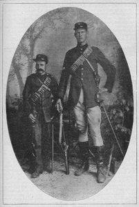 De kleinste man en de grootste man in het Boerenleger, 1902