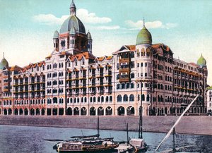 Het Taj Mahal Palace Hotel, Bombay, India, begin 20e eeuw