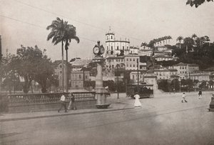 De Tram die de Praca da Gloria passeert, 1914 door Unbekannt