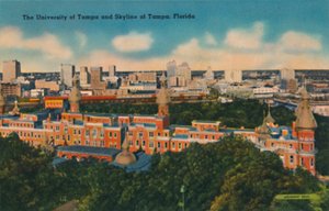De Universiteit van Tampa en Skyline van Tampa, Florida, ca. 1940s door Unbekannt
