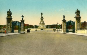 Het Victoria Memorial, Buckingham Palace, Londen, ca. 1910