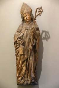 Het Victoria en Albert Museum. Bisschop heilige. Duitsland. Ongeveer 1470-80. Linde met sporen van verf. Verenigd Koninkrijk door Unbekannt
