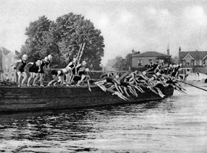 De jaarlijkse Kew naar Putney dames zwemwedstrijd, Londen, 1926-1927 door Unbekannt