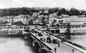 De brug over de rivier Touques, Trouville, Frankrijk door Unbekannt