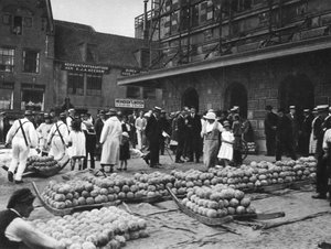 De kaasmarkt op vrijdag, Alkmaar, Nederland, ca. 1934