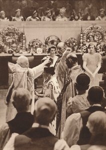 De kroning van koningin Elizabeth, vrouw van koning George VI, 1937 door Unbekannt