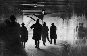 De monding van een Thames-zijde metro, Londen, 1926-1927