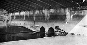 De monding van de Holebourne, waar het de Theems bereikt als de Fleet Ditch, Londen, 1926-1927