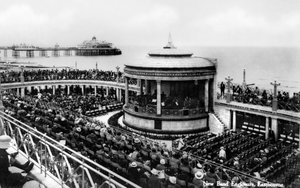 De nieuwe muziektent, Eastbourne, East Sussex, vroege 20e eeuw door Unbekannt