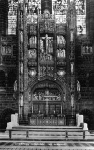 Het altaarstuk in de kathedraal van Liverpool, 20e eeuw door Unbekannt