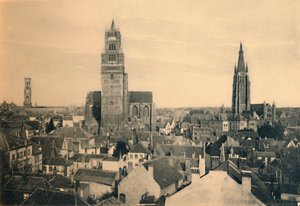 De drie torens de Belfort, de kathedraal en Onze-Lieve-Vrouwekerk, ca. 1910 door Unbekannt