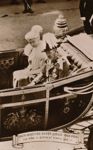 Hun Majesteiten Zilveren Jubileum. De Koning en Koningin bij Temple Bar door Unbekannt