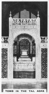 Graf in de Taj, Agra, Uttar Pradesh, India, ca. 1925 door Unbekannt
